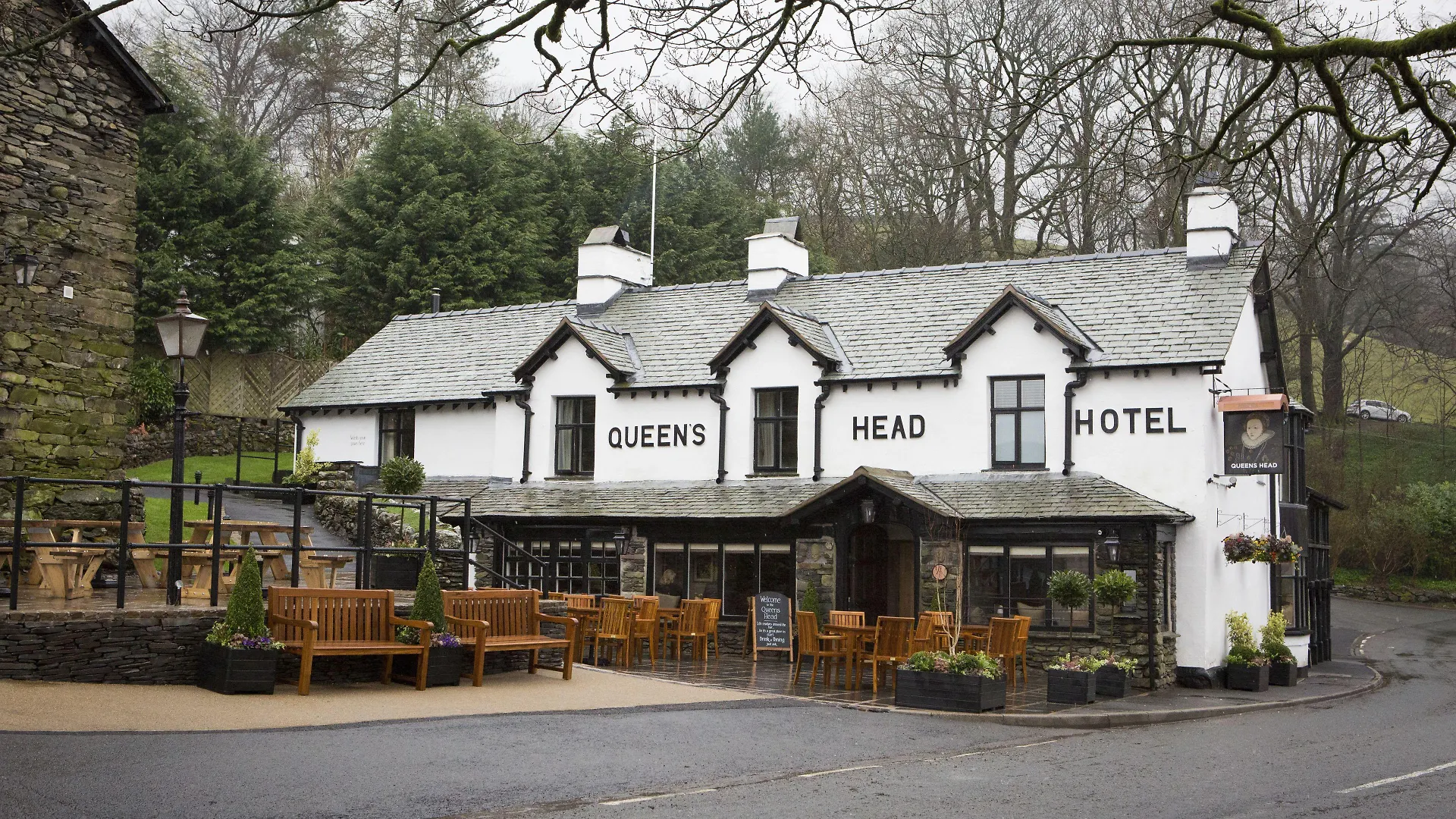 Queens Head Hotel